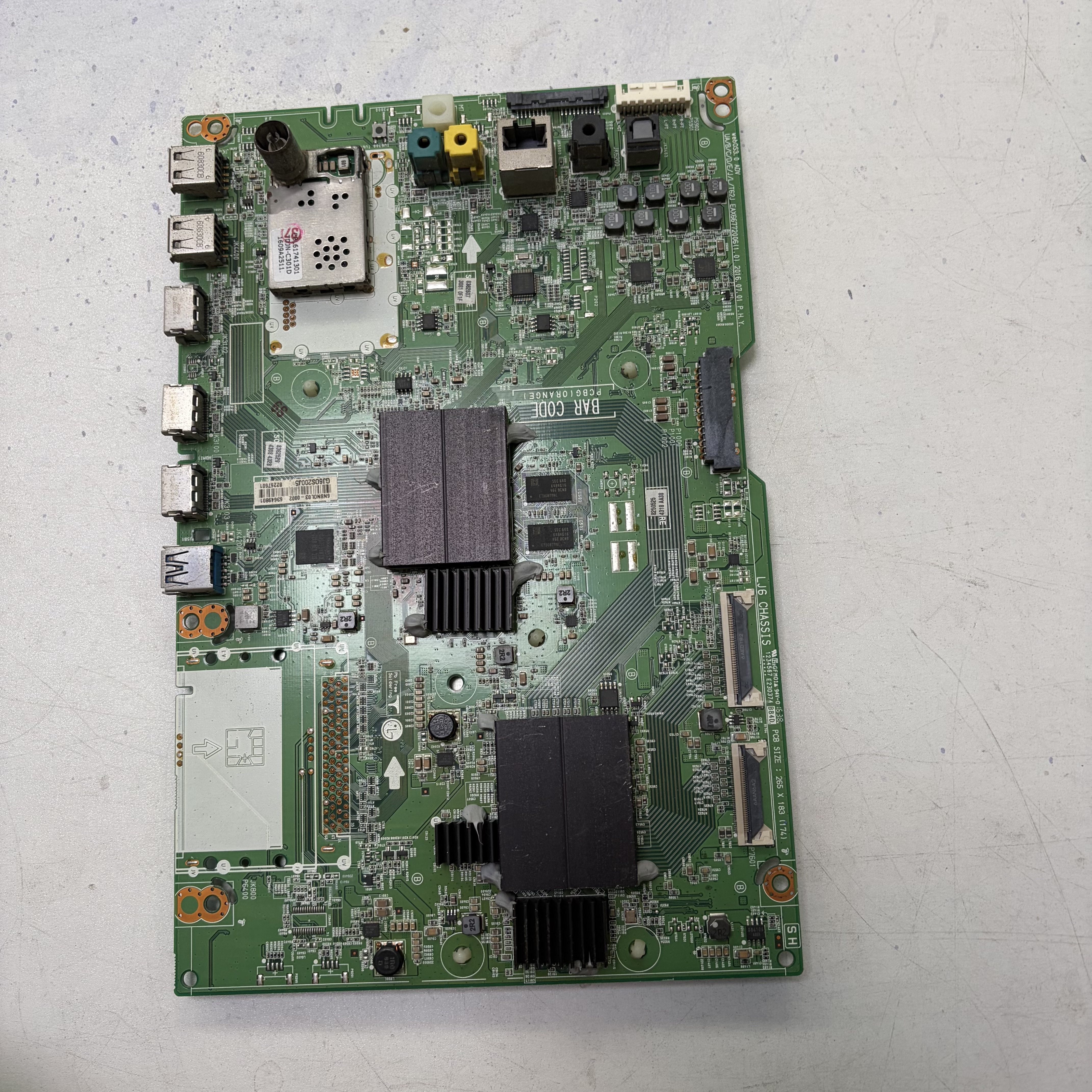 原装拆机LG 60UH8500-CA主板EAX66772006(1.0)屏LC600EQF(DJ)(F1)