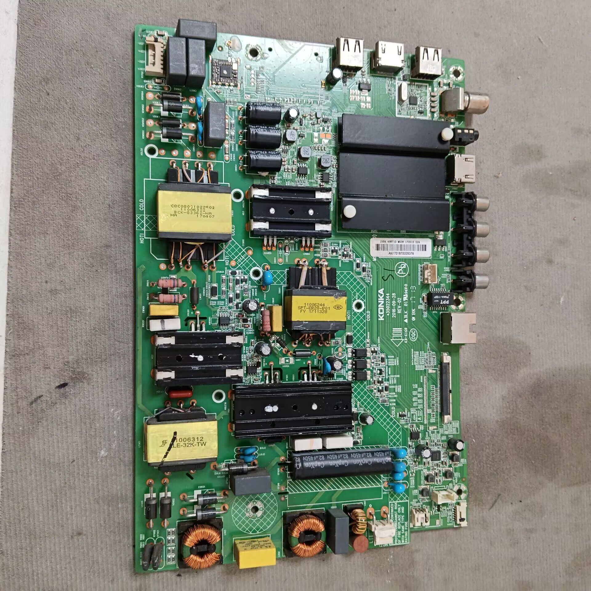 康佳LED49R710主板 35022344屏 72001564YT