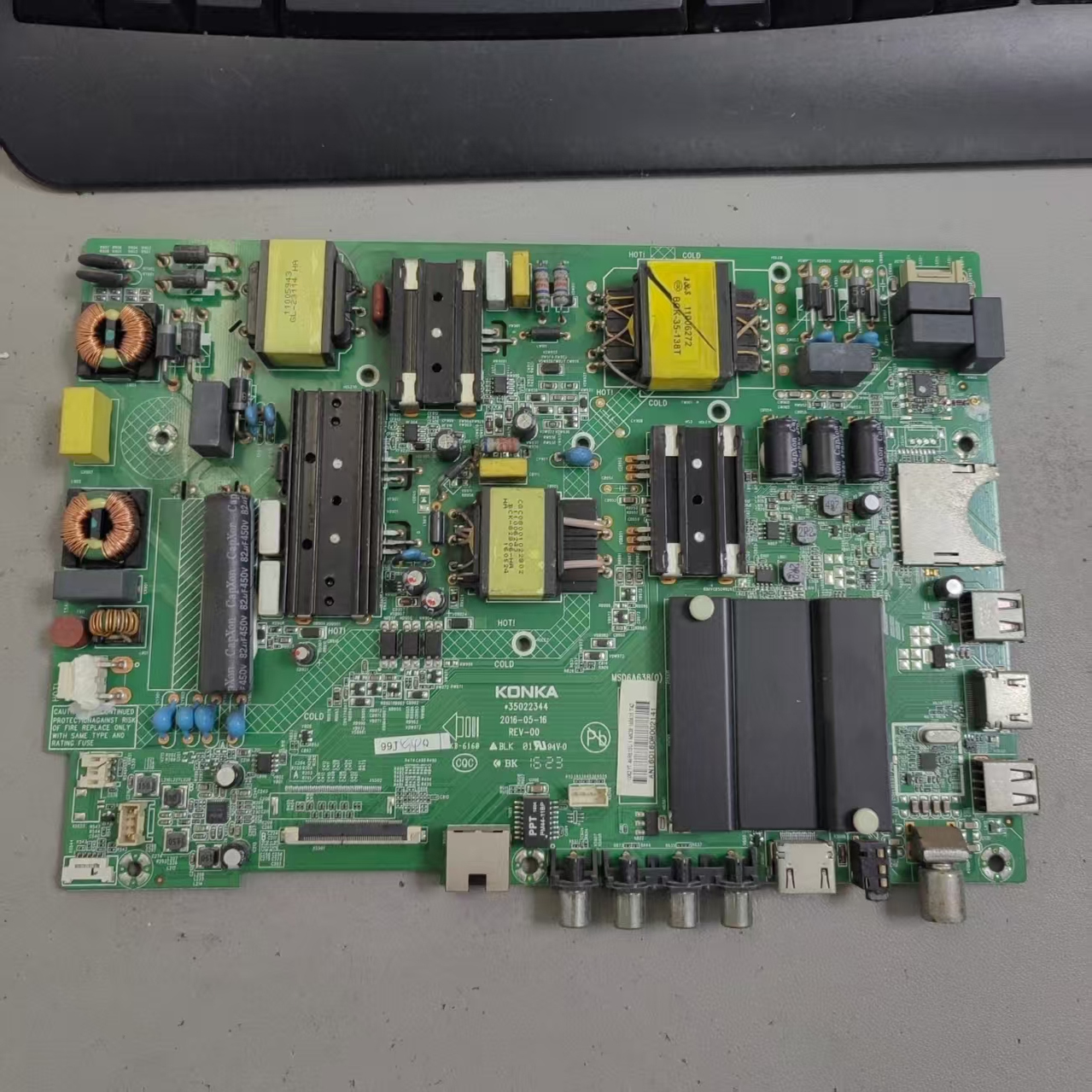 康佳LED49R610U主板35022344屏7200108YT