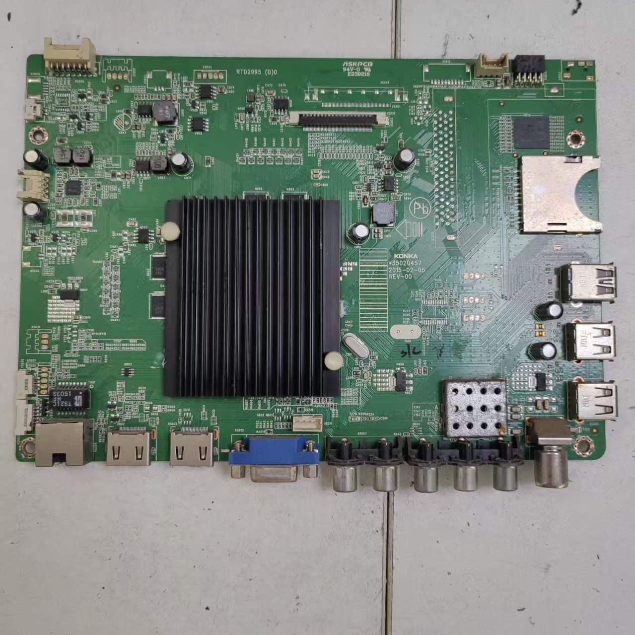 康佳LED49M2600B主板35020457屏72000812YT