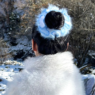 7THLAT纯手作甜美毛线花朵发圈女冬季蓝色云朵造型发饰中长发适用