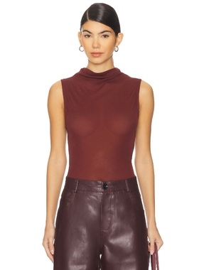 [春节穿搭]OSIS STUDIO NAYA 上装酒红色y2k辣妹风REVOLVE新款