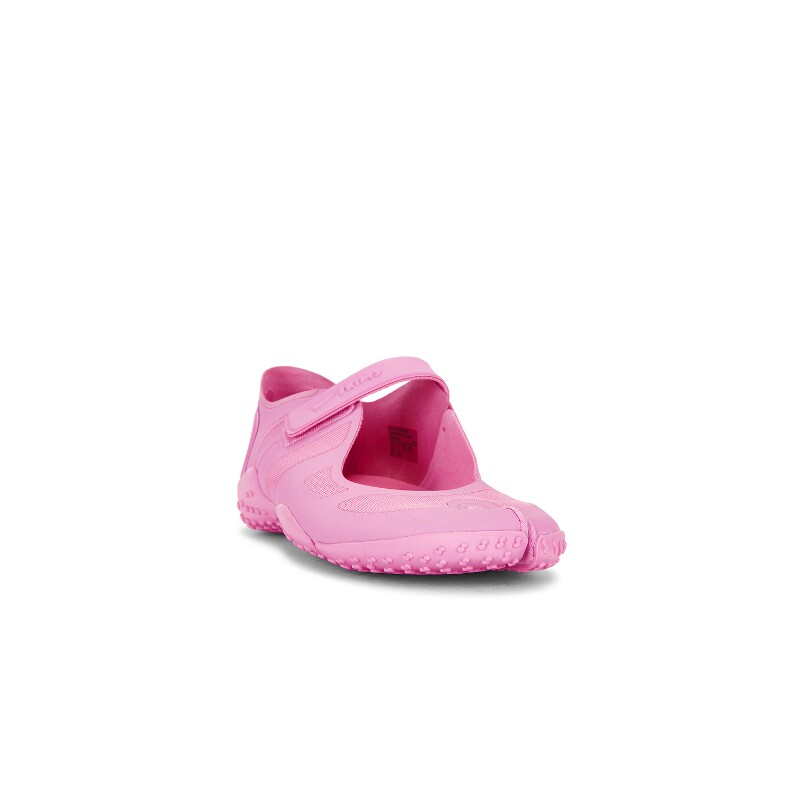 NikeSKIMS早秋新品粉色运动鞋甜美风一字带休闲球鞋REVOLVE