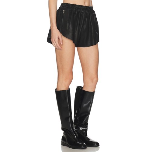 HAELO PULL ON SHORTS 短裤 黑色REVOLVE小众新款