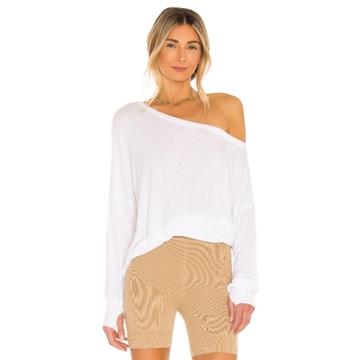 Michael Lauren白色简约上衣罗纹褶饰斜肩夏季长袖T恤REVOLVE新款