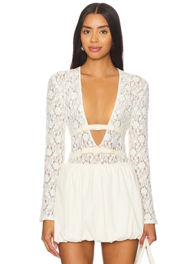 Yuhan Wang 上装 象牙白 y2k辣妹风REVOLVE小众新款