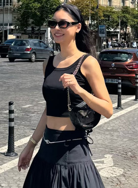 REVOLVE法式吊带背心黑色U形露背窄腰短款简约上衣Helsa风上装