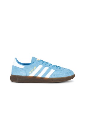adidas Originals浅蓝麂皮运动鞋复古风秋冬低帮休闲球鞋REVOLVE