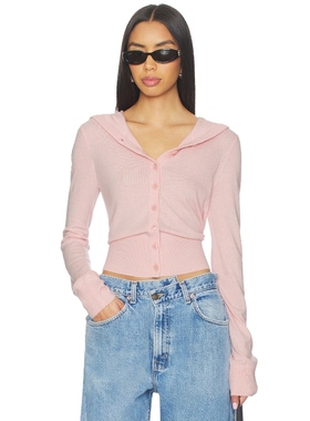 Lovers and Friends 针织开衫粉色修身短款连帽衫羊毛衫REVOLVE