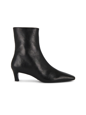 Tony Bianco ESTELLE 靴子 revolve小众新款 黑色