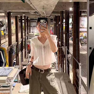 Vickysoupsss同款法式复古娃娃领蕾丝刺绣短袖miu系衬衫 REVOLVE