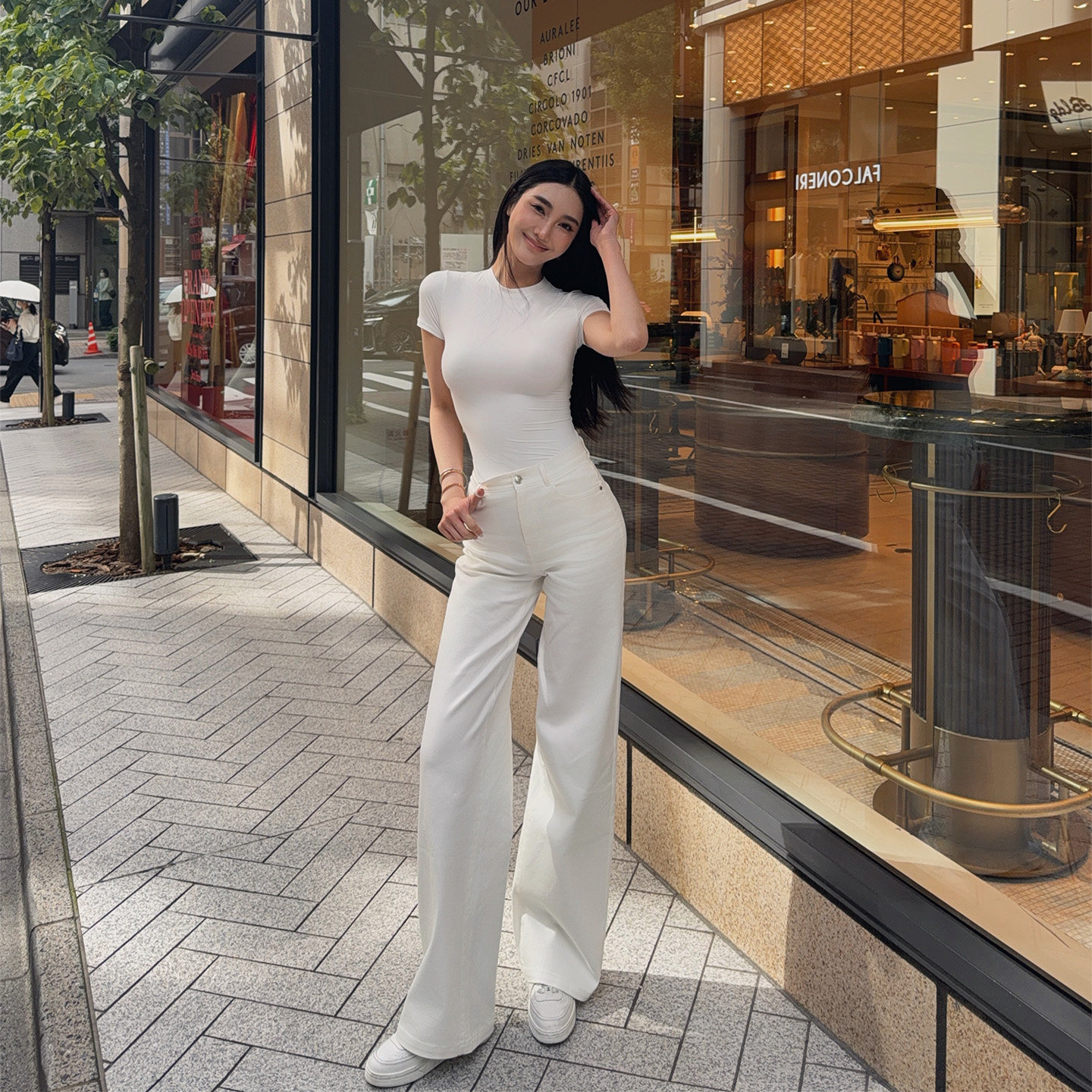 REVOLVE博主同款秋冬慢城日常系列白色阔腿通勤直筒休闲牛仔裤女