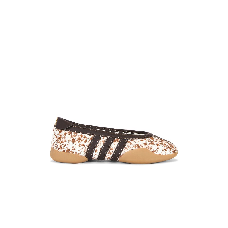 adidas Originals棕色凉鞋复古风早秋新品休闲单鞋REVOLVE