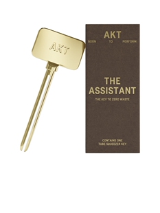 AKT London THE ASSISTANT 沐浴及身体护理工具 revolve小众新款