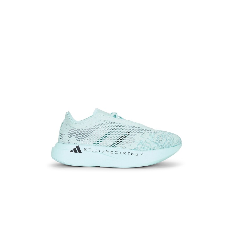 adidas by Stella McCartney浅青色网纱运动鞋休闲球鞋REVOLVE