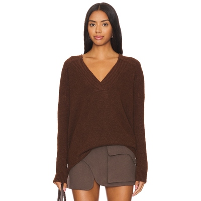 Central Park West YORKE 套头毛衣 巧克力色 REVOLVE小冬季保暖