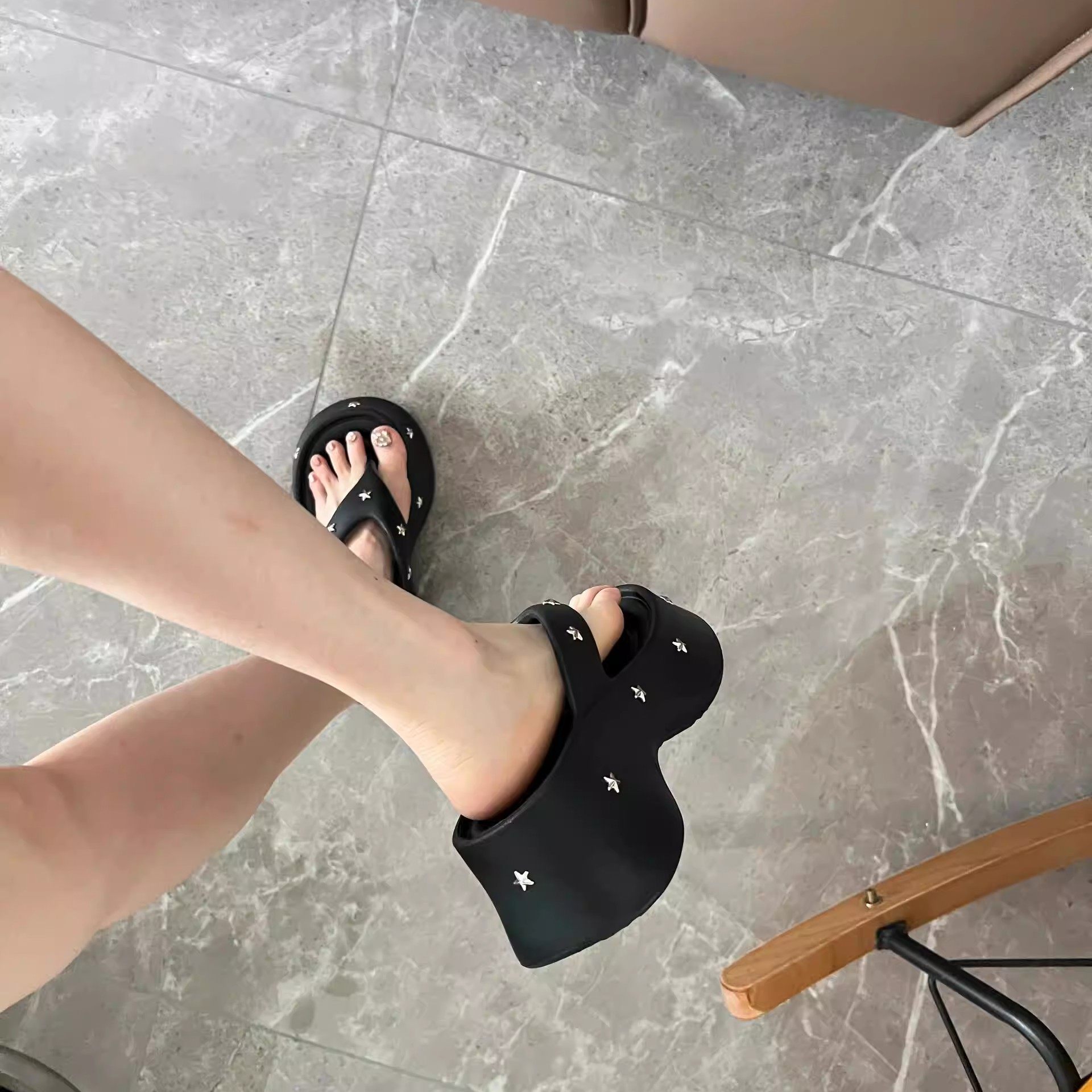 黑色7.0厚底人字拖女26新