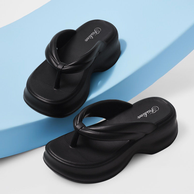 黑色厚底人字拖女2026新款增高防滑休闲外穿夏凉鞋踩屎感沙滩拖鞋