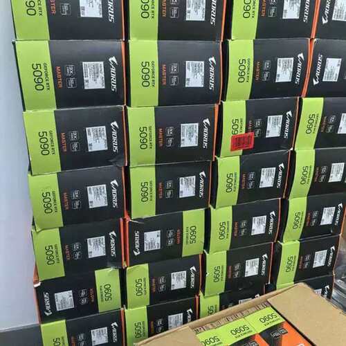 议价技嘉5090 32g 超级雕到货 30个