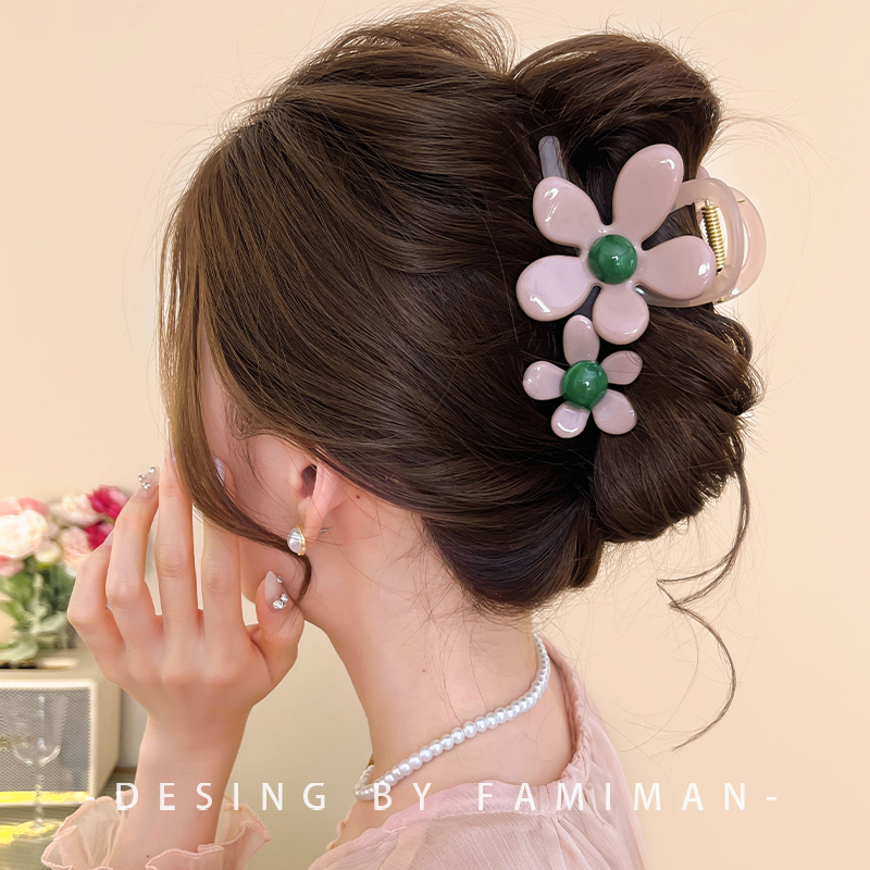 森系花朵抓夹女高级感