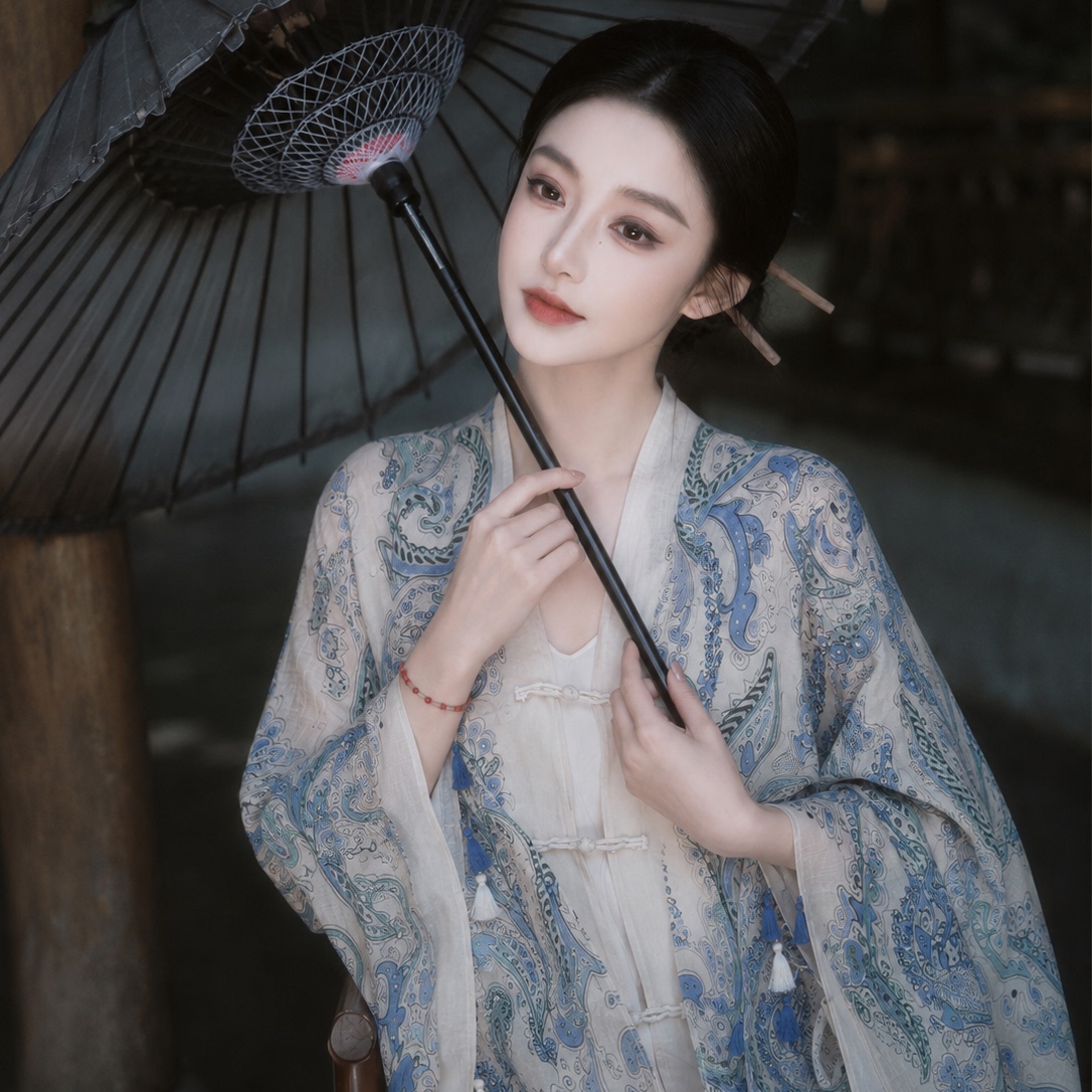 新中式蓝色腰果披肩外搭女民族风