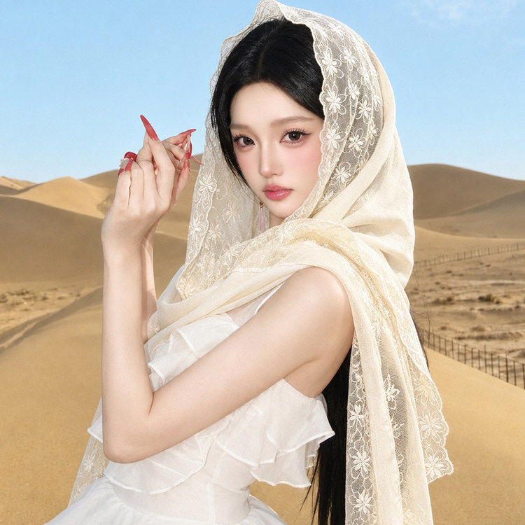 白色旅游出片披肩外搭大西北沙漠