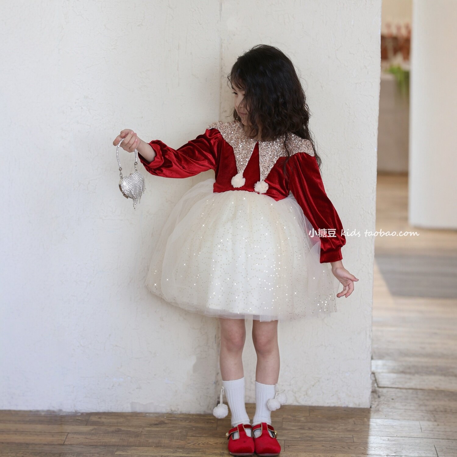 女童红色丝绒亮片网纱连衣裙