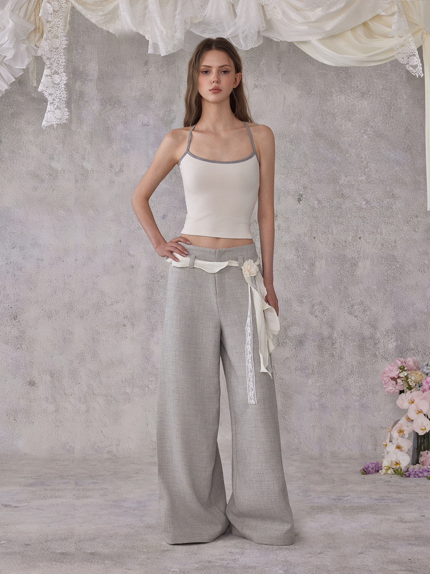 Lyocell Back Bow Contrast Color Suspender Top - Product image 5