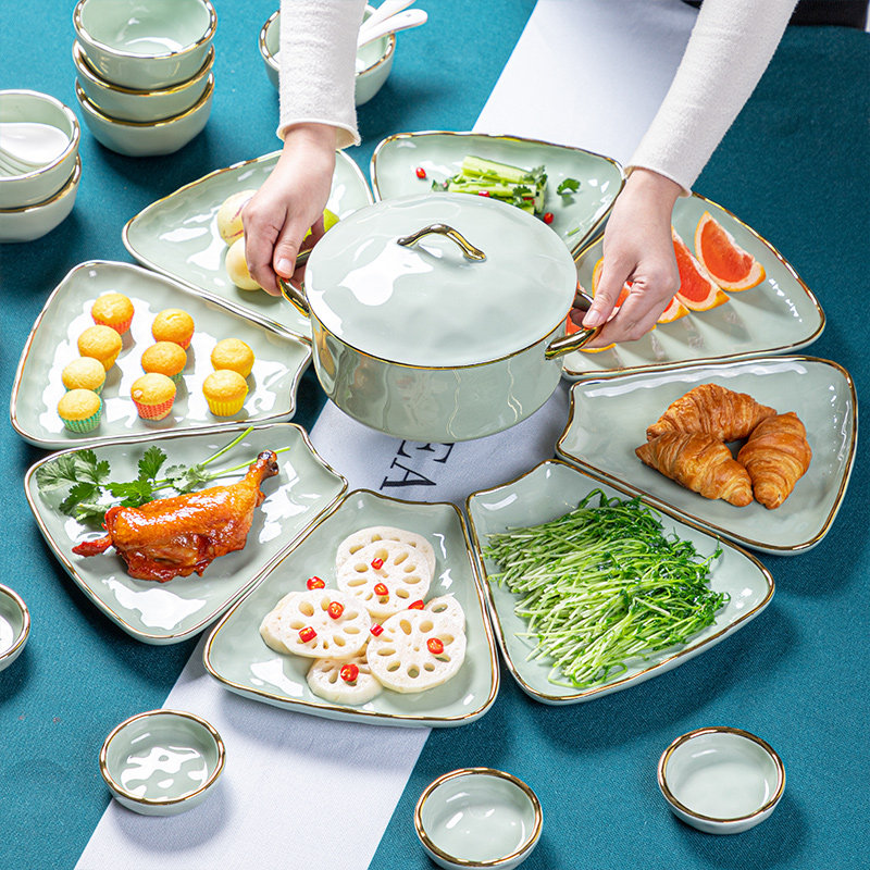 团圆拼盘餐具组合家用陶瓷盘子过年菜盘聚餐摆盘创意轻奢碗碟套装