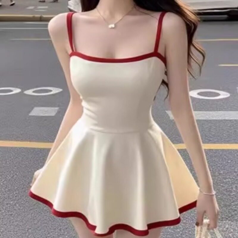 时尚气质辣妹风性感吊带连衣裙女夏季韩版设计感修身显瘦包臀裙子