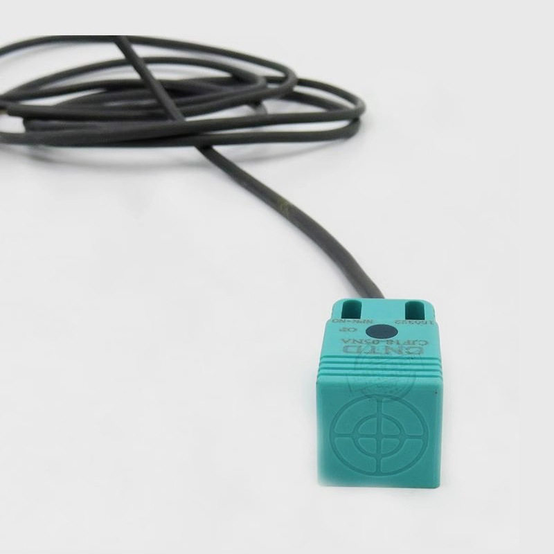 昌得 接近开关传感器 CJF18-05NA NB PALA NPN方型接近开关三线