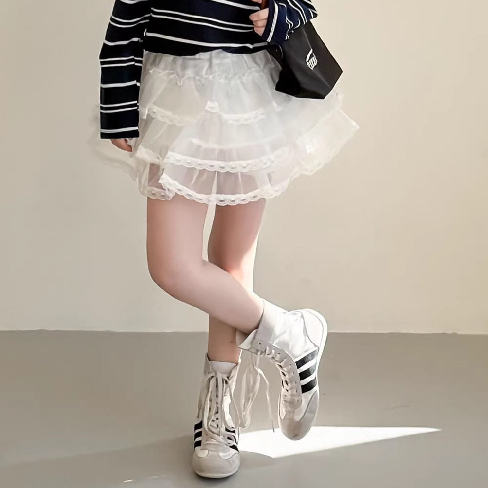 女童洋气半身裙2026春夏款小女孩韩版蕾丝花边蛋糕蓬蓬裙白色短裙