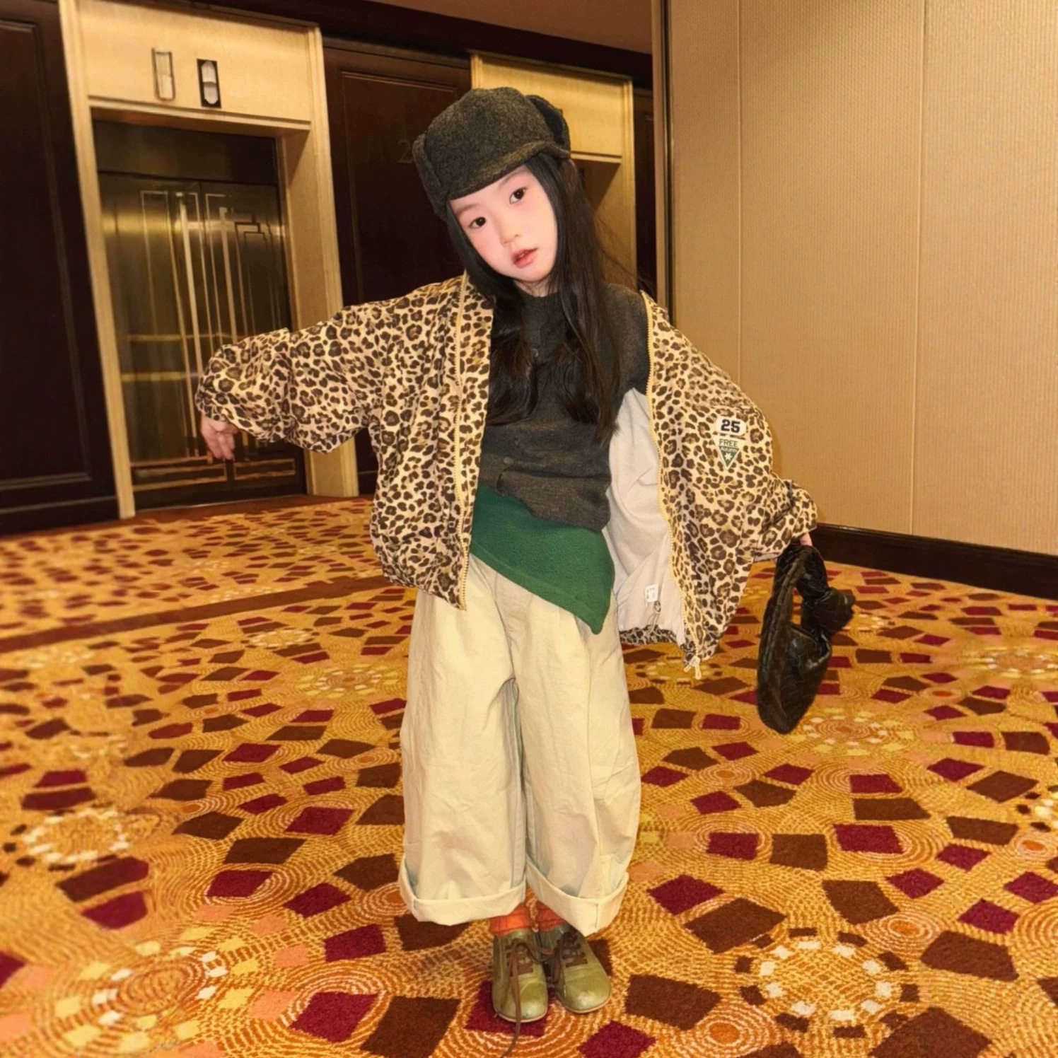 女童外套26秋新款欧美风复古豹纹贴标拉链夹克中大童百搭宽版上衣