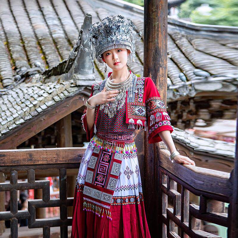 阿卯苗族服装女少数民族成人服饰凤凰苗寨苗疆少女旅拍网红套装新