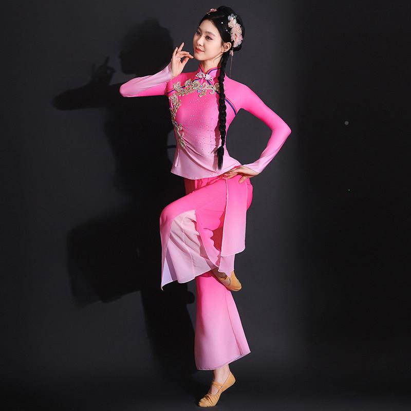 新舞款粉色女05中国风典舞蹈演出服秧歌服舞台装喜庆迎亲广场古服