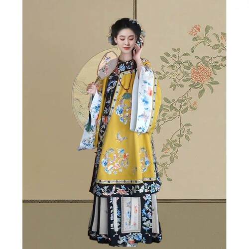 清汉服女舞蹈晚清服斜襟旗装格格新服中HSUIHUI3式国风汉马面裙戏
