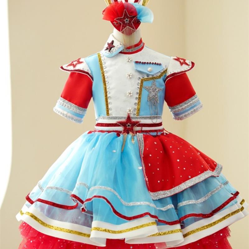 2024年小英雄儿童表演服装红歌儿童表演服装女生表演服装独唱表演