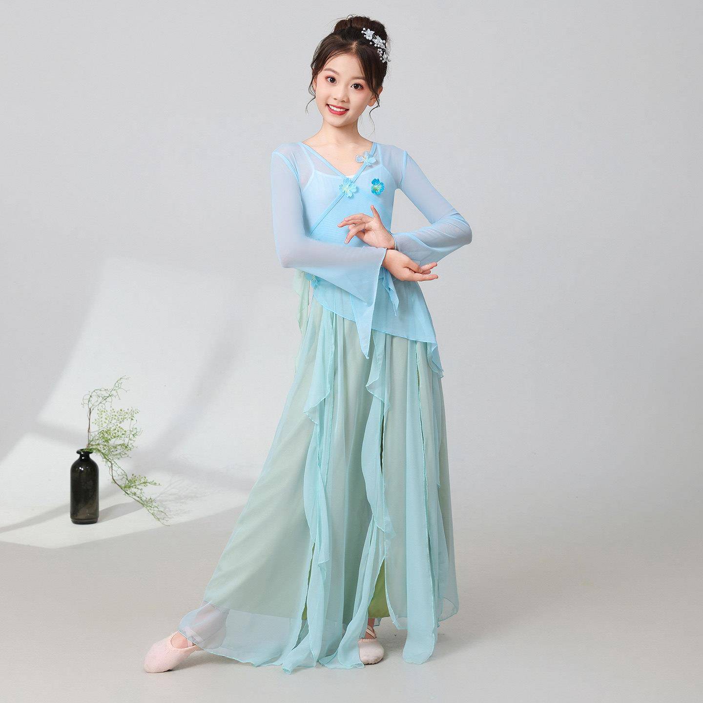 新款儿童女古典舞渐SNV层雪身韵纱服衣练功中服国舞演出纺服裙裤