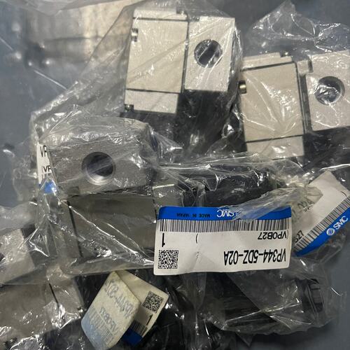 SMC VP344-5DZ1-02A 正品电磁阀议价维修