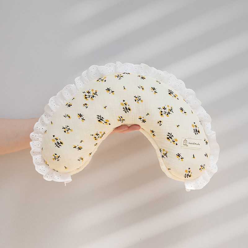 软软舒适枕触感软糯亲服