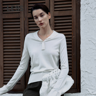 LESS巴素兰绵羊毛针织衫 2MB313510 女气质简约V领套头内搭打底毛衫