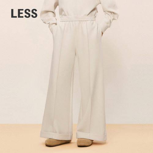 液氨空气层，触感轻薄穿着舒适，活动自在