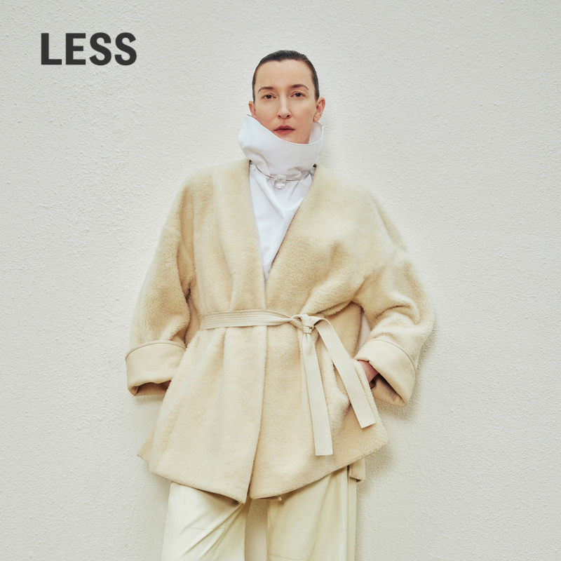 LESS冬休闲宽松无领系带时尚设计感中长款皮衣外套女2O0A11890