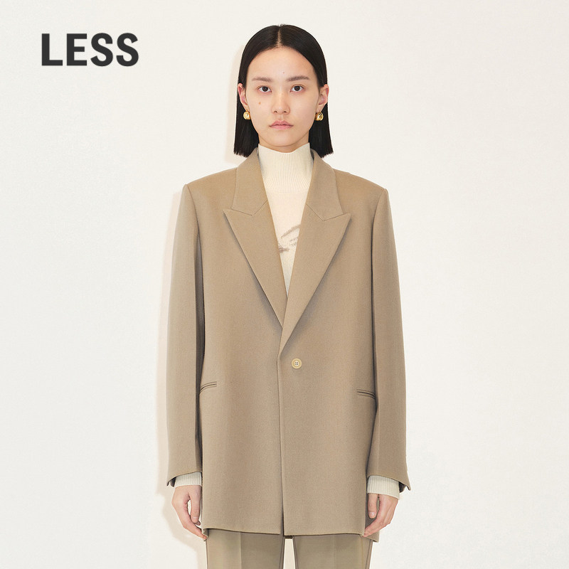 LESS春季绵羊毛外套女简约通勤戗驳领一粒扣毛呢西服2N1710