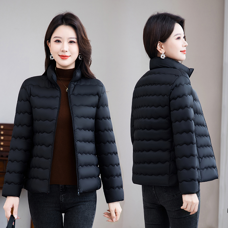 中老年女装轻薄小棉衣短款中年妈妈装秋冬季洋气羽绒棉服外套棉袄