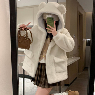 2025冬季新款白色可爱小熊耳朵羊羔毛连帽毛绒加厚皮毛一体外套女