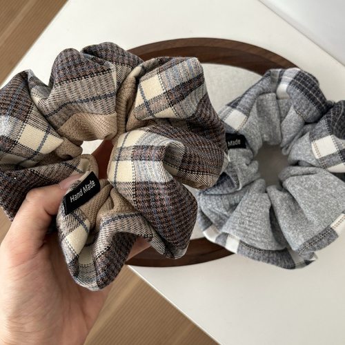 Raffia韩国磨毛拼接格纹大肠发圈学院风减龄马尾头饰布艺秋冬发饰