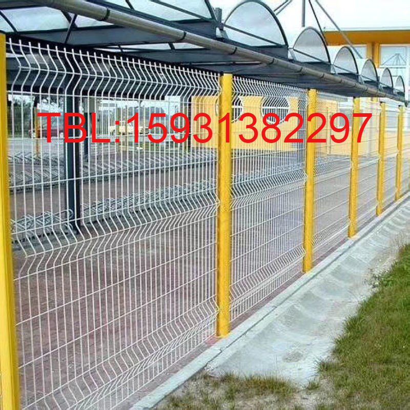 厂区车间园林圈地围栏桃形柱护栏网小区围墙高速公路防护网护栏网
