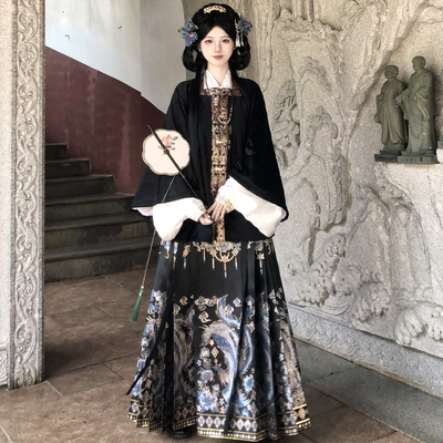 梦桑塔黑色汉服明制对襟短袄大码妆花织金马面裙加绒眉子显瘦丝绒