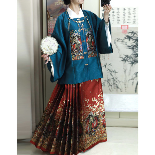 【马上有钱】补服明制大码马年蓝色复原方领对襟妆花织金马面锦鲤